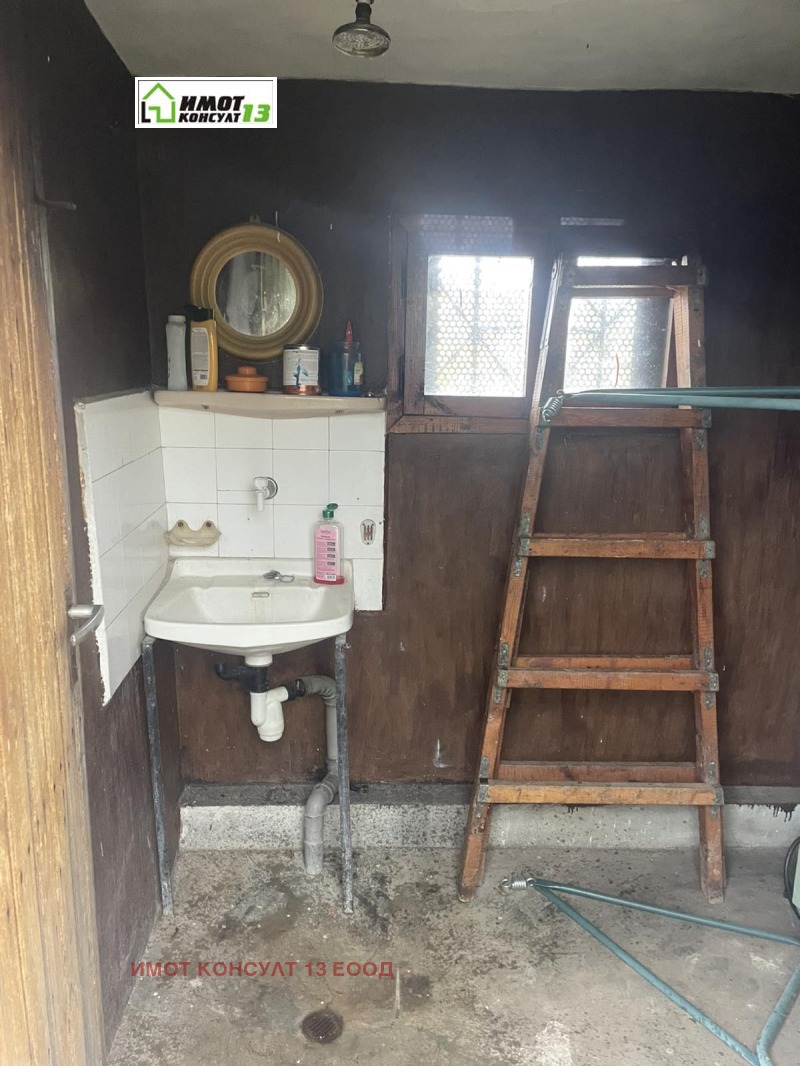 Продава ВИЛА, гр. Плевен, м-т Мъртва долина, снимка 12 - Вили - 52366129