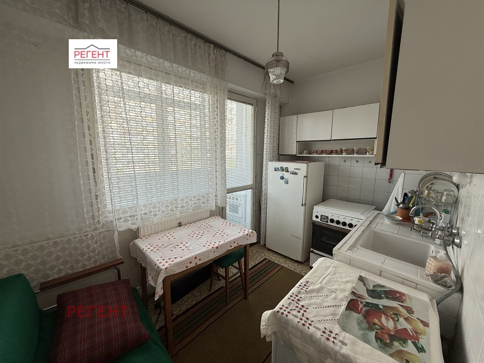 Продава 2-СТАЕН, гр. Габрово, Младост, снимка 2 - Апартаменти - 54841931