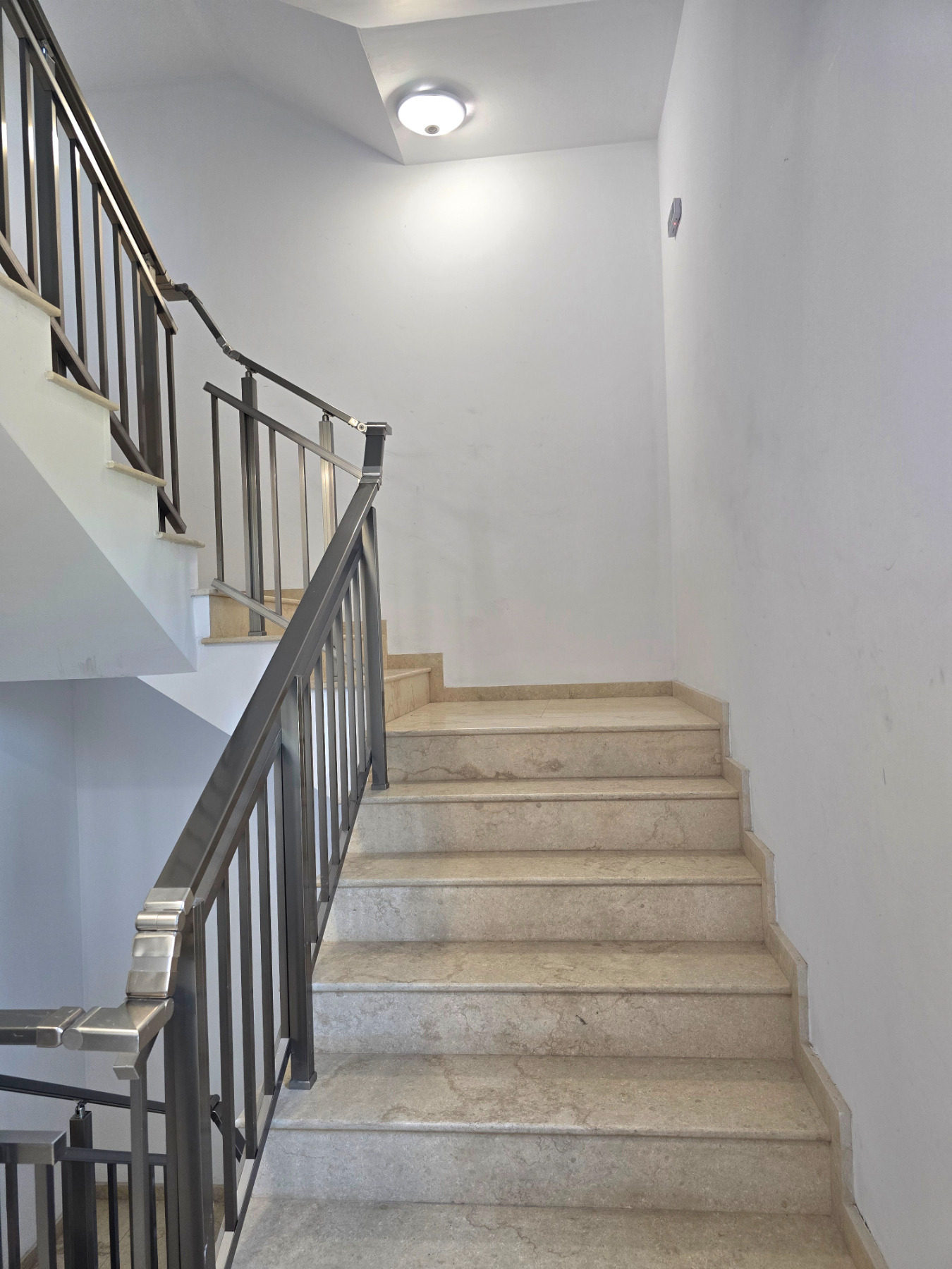 Продава 2-СТАЕН, гр. София, Кръстова вада, снимка 2 - Апартаменти - 55953768