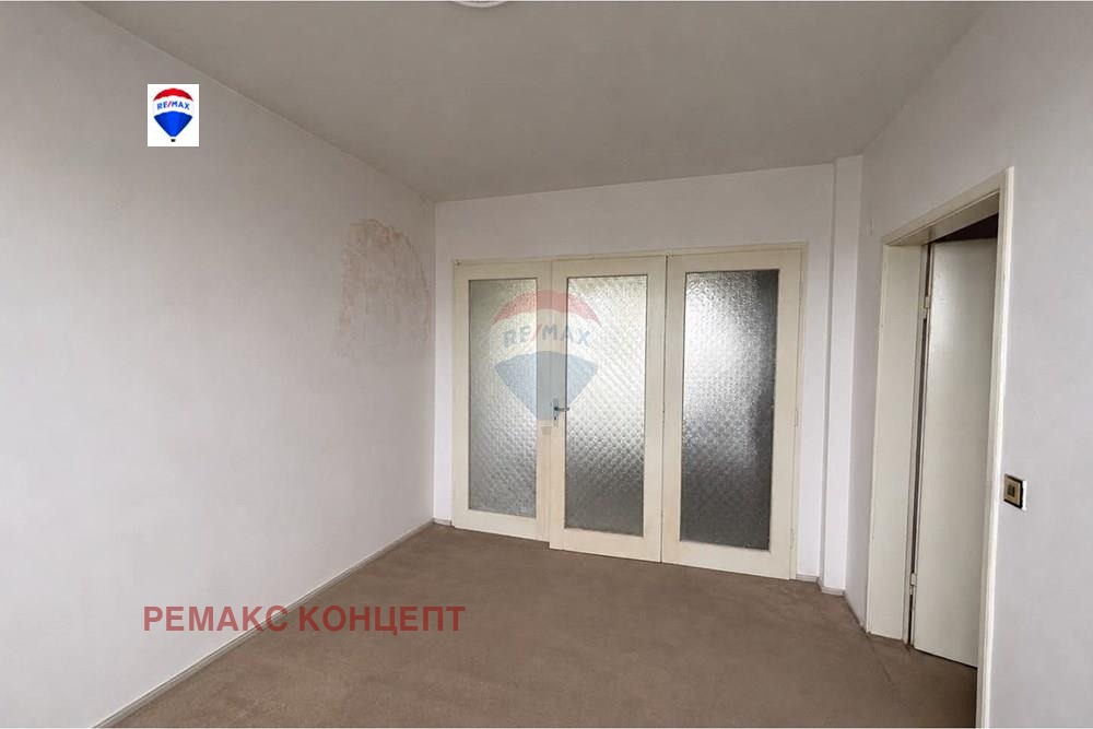 Продава МНОГОСТАЕН, гр. Шумен, Добруджански, снимка 9 - Апартаменти - 54507252