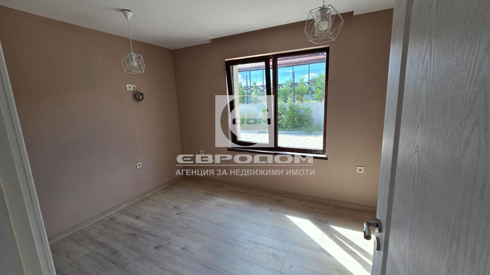 Продава КЪЩА, с. Малка Верея, област Стара Загора, снимка 10 - Къщи - 56215075