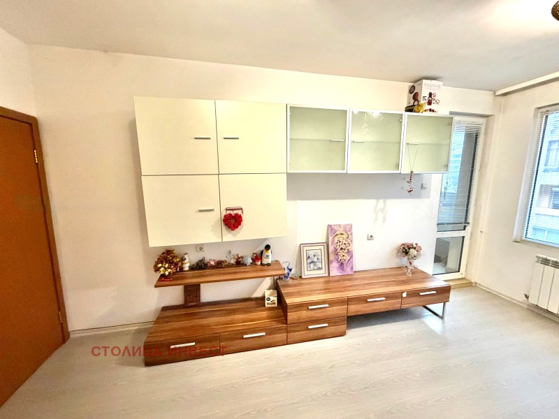 Продава 2-СТАЕН в град Русе, Възраждане - 55 кв.м / 102 500 € » 200 472.58 лв., СТОЛИЦА ИНВЕСТ