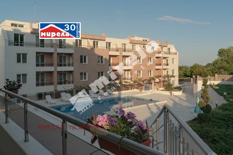 Продава  1-стаен област Варна , гр. Бяла , 48 кв.м | 78983444