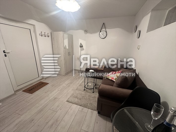 Продава 1-СТАЕН, гр. Варна, ВИНС-Червен площад, снимка 3 - Апартаменти - 55106819