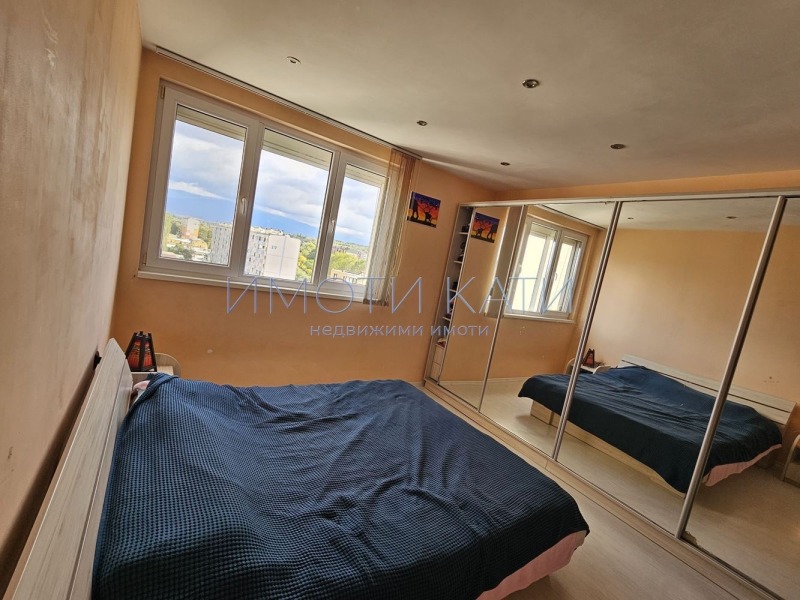 De vânzare  1 dormitor Pernic , Dimova mahala , 60 mp | 38404159 - imagine [10]