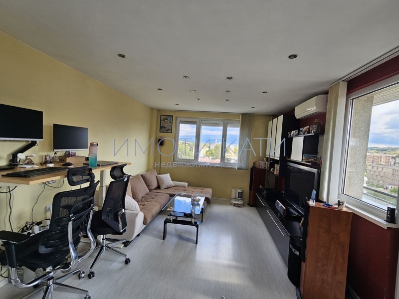 De vânzare  1 dormitor Pernic , Dimova mahala , 60 mp | 38404159 - imagine [3]