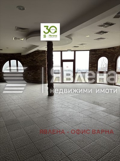 Na sprzedaż  Dom region Warny , Priselci , 342 mkw | 40707493