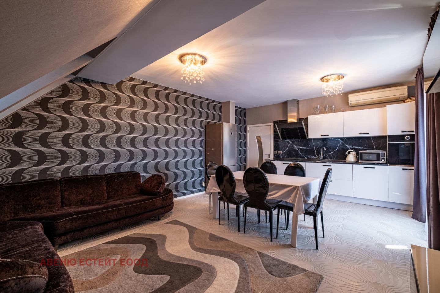 Продава 3-СТАЕН, гр. Варна, ХЕИ, снимка 2 - Апартаменти - 54520091