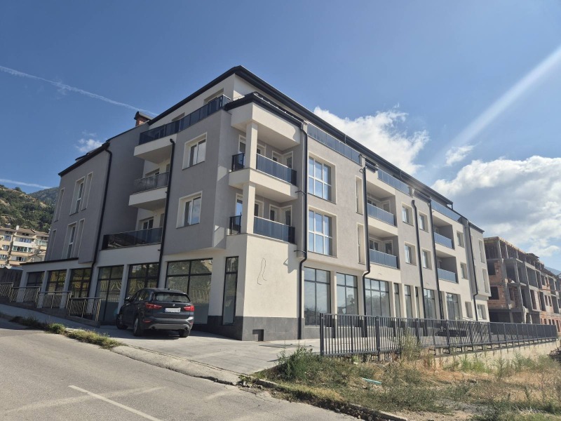 Продава 3-СТАЕН в област Пловдив, гр. Карлово - 96 кв.м / 110 000 € » 215 141.30 лв., СИД