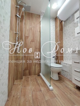 1 chambre Kolhozen pazar, Varna 4