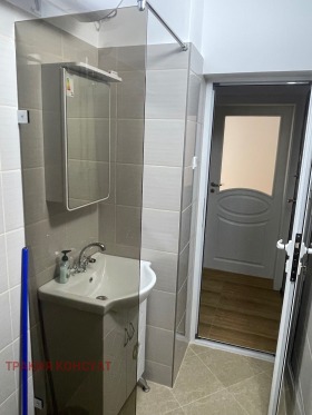 2 bedroom Banishora, Sofia 11