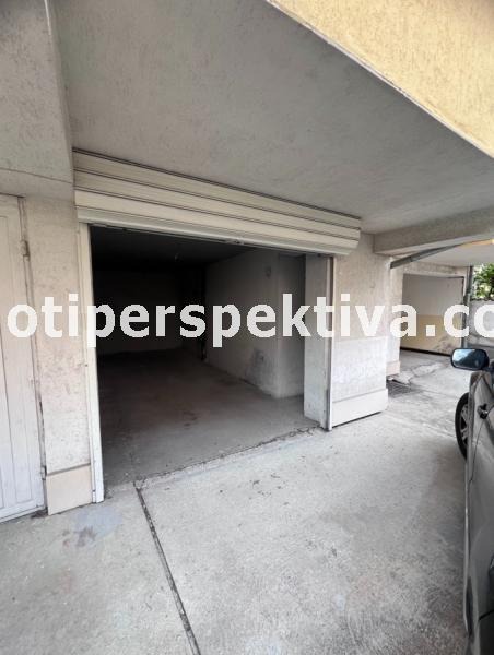Myytävänä  2 makuuhuonetta Plovdiv , Tsentar , 130 neliömetriä | 31641974 - kuva [12]