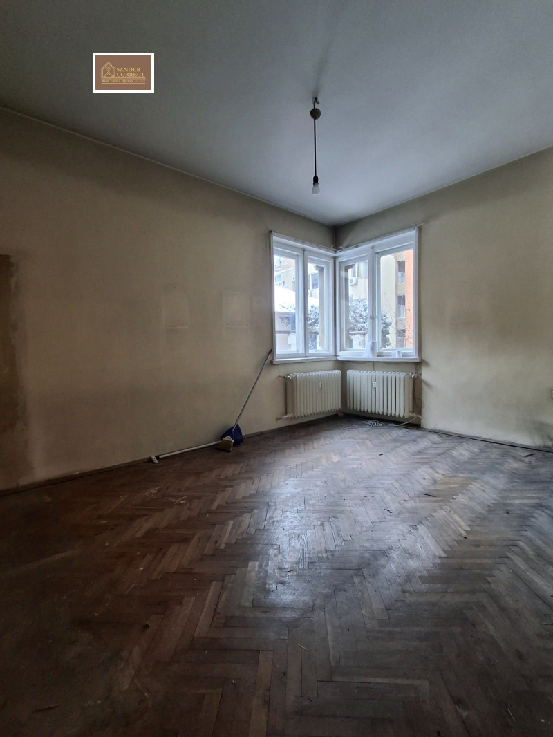 Продава 3-СТАЕН, гр. София, Център, снимка 6 - Апартаменти - 53111446