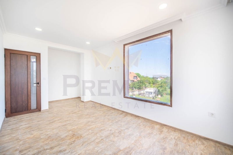 Na sprzedaż  Dom Warna , m-t Perczemlijata , 339 mkw | 47543288 - obraz [9]