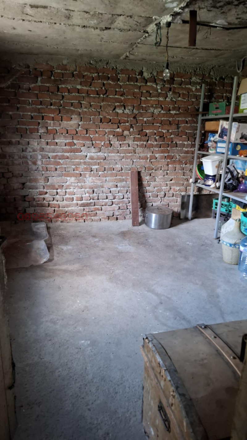 Продава КЪЩА, гр. Дупница, област Кюстендил, снимка 14 - Къщи - 52991182