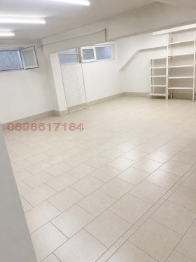 Продава  Склад, град София