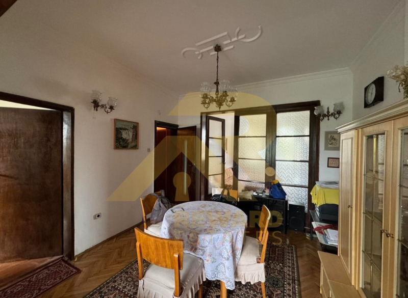 De vânzare  2 dormitoare Sofia , Țentâr , 93 mp | 70409873 - imagine [4]