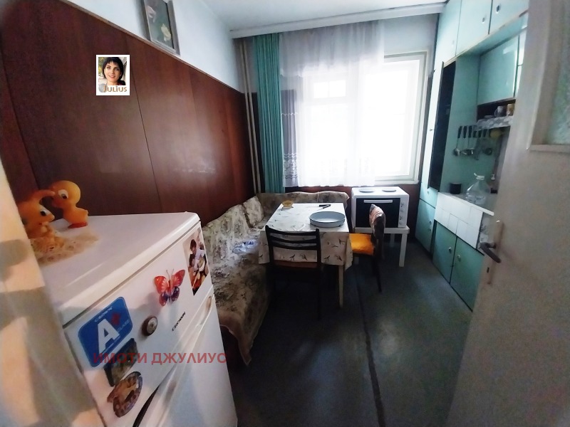 Продава  3-стаен град Пловдив , Христо Смирненски , 92 кв.м | 96051065 - изображение [11]