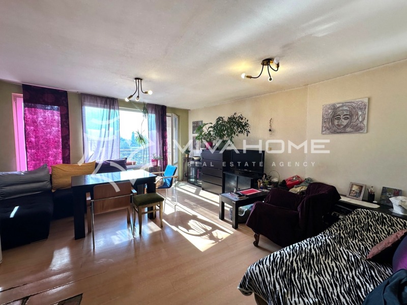 Продава 3-СТАЕН, град Варна, Център • 195000 € / 381386.85 лв. • 18296118 1