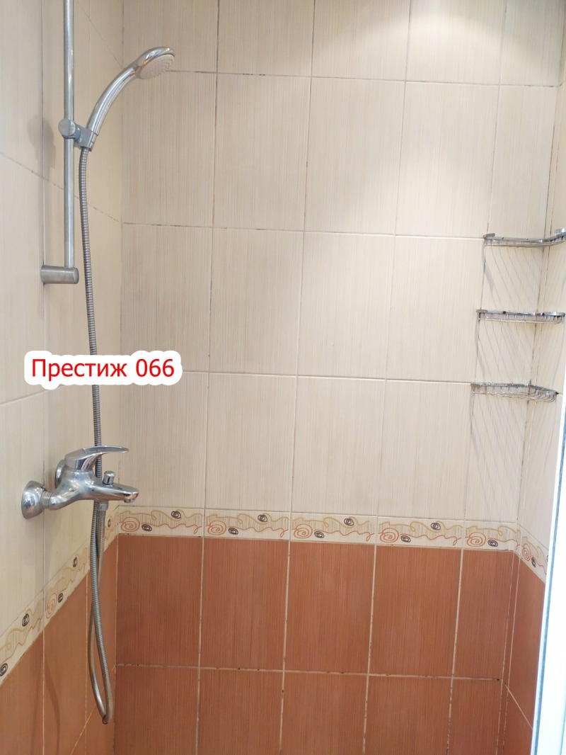 Продава 4-СТАЕН, гр. Шумен, Център, снимка 11 - Aпартаменти - 49554157