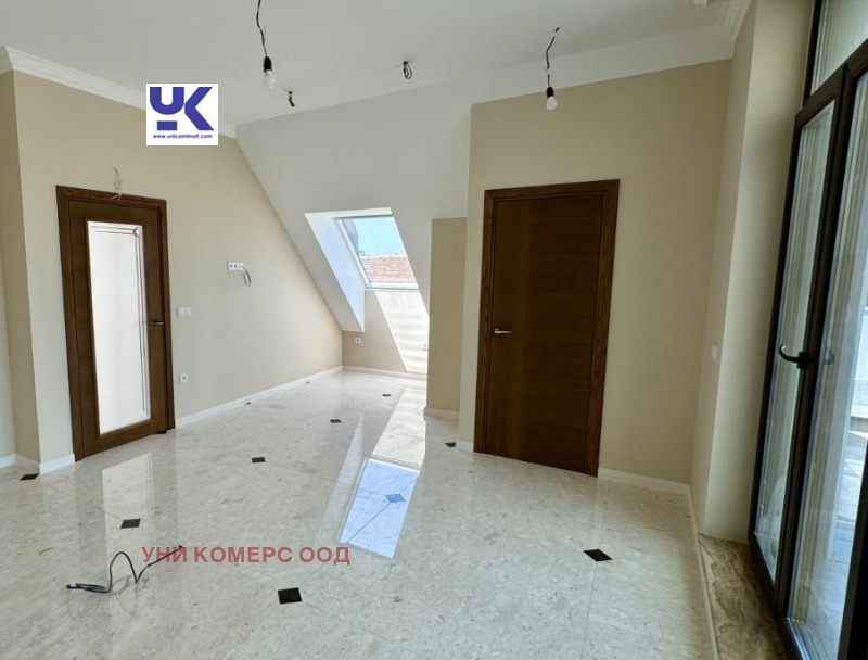 En venta  3+ dormitorios Sofia , Vitosha , 300 metros cuadrados | 59976374 - imagen [5]