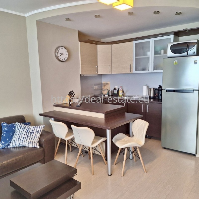 Na prodej  Studio Blagoevgrad , Idealen centar , 58 m2 | 35379492 - obraz [2]