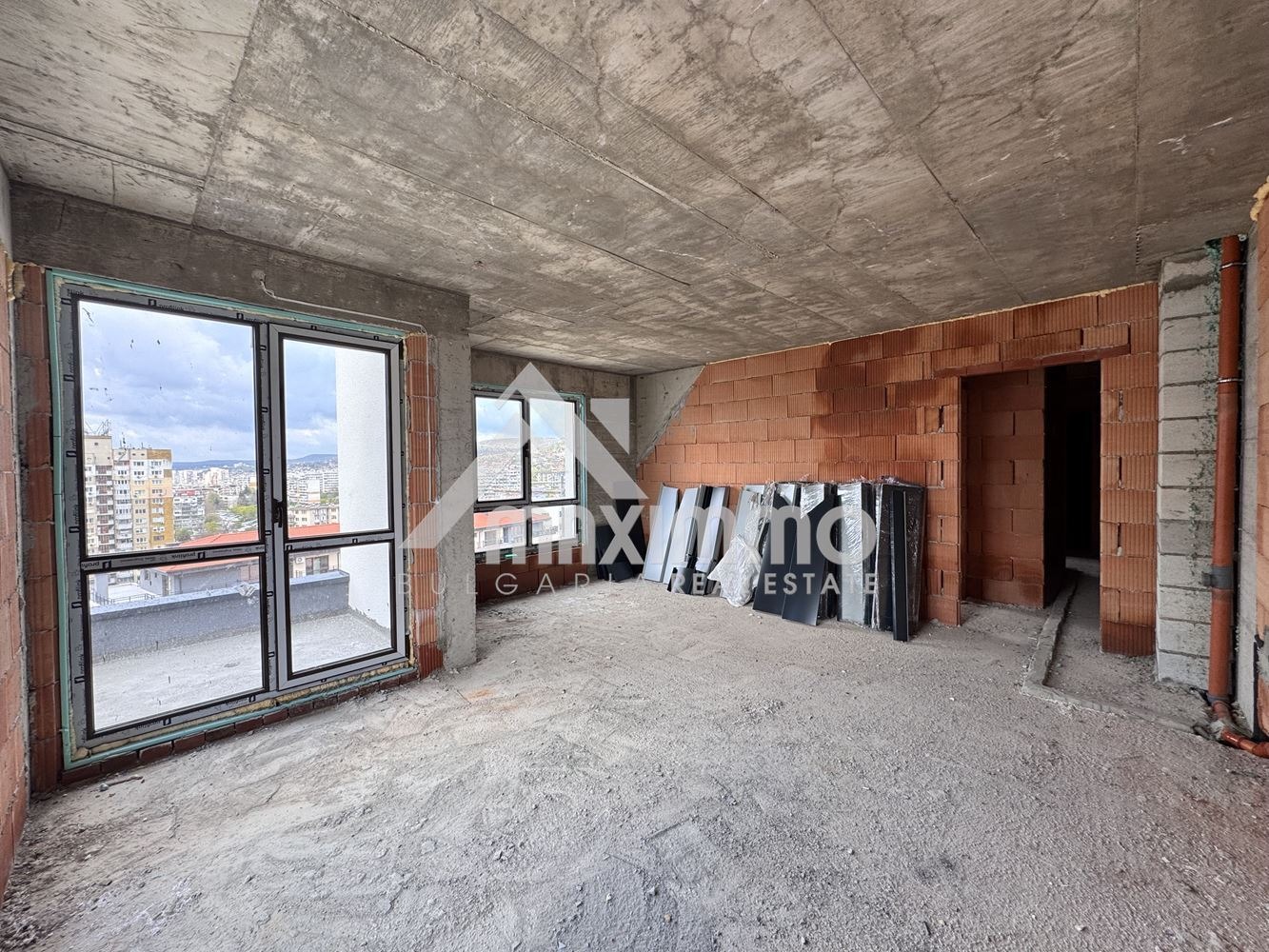 Продава 3-СТАЕН, гр. Варна, Възраждане 3, снимка 2 - Апартаменти - 54328549