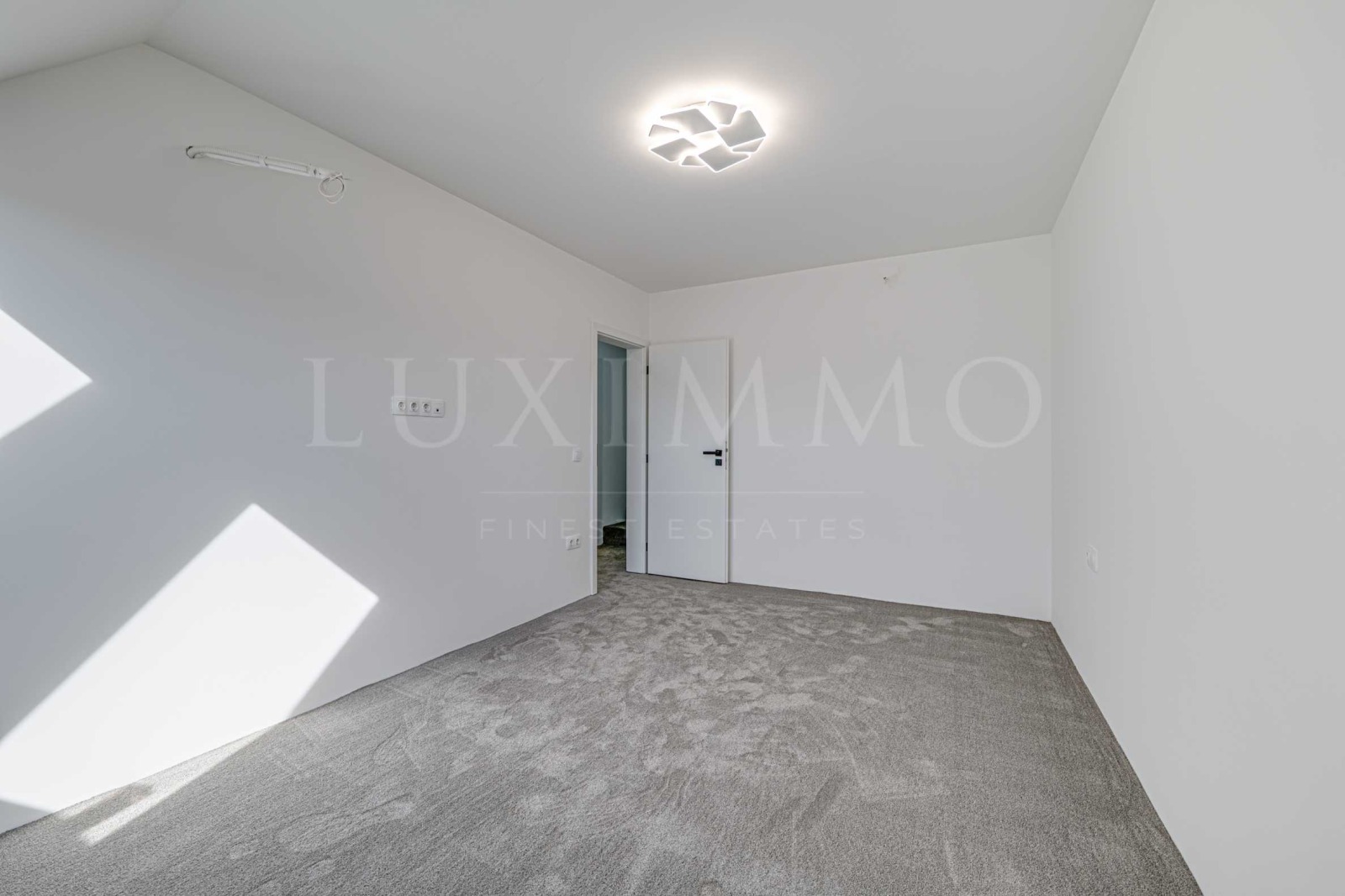 Продава МНОГОСТАЕН, гр. София, Овча купел 1, снимка 16 - Апартаменти - 54149521