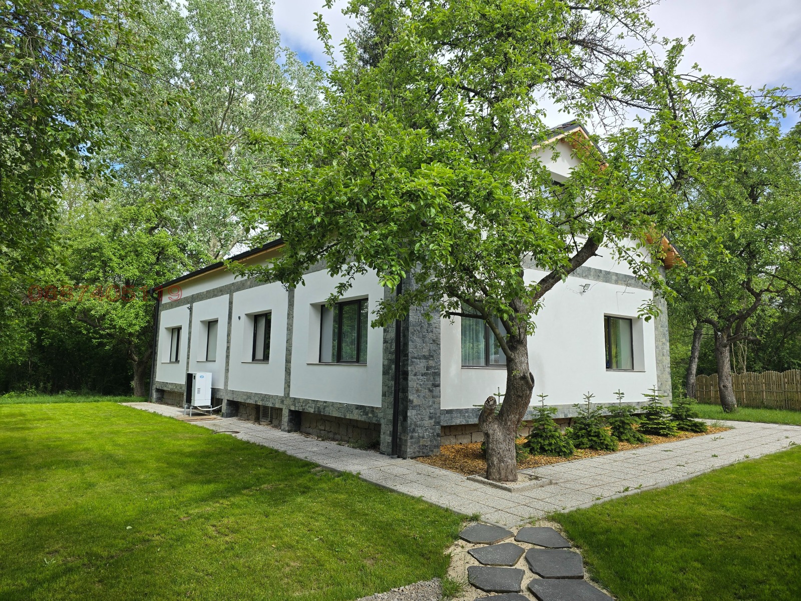 Продава КЪЩА, гр. София, Симеоново