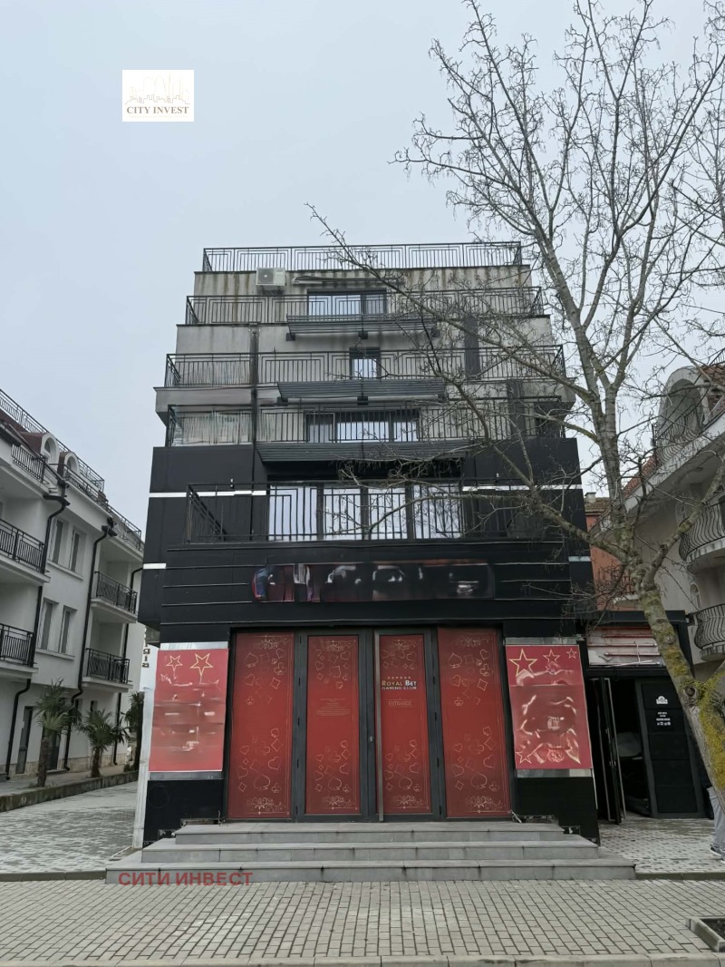 Продава САМОСТОЯТЕЛНА СГРАДА в област Бургас, гр. Китен - 1079 кв.м / 1 200 000 € » 2 346 996.00 лв., СИТИ ИНВЕСТ