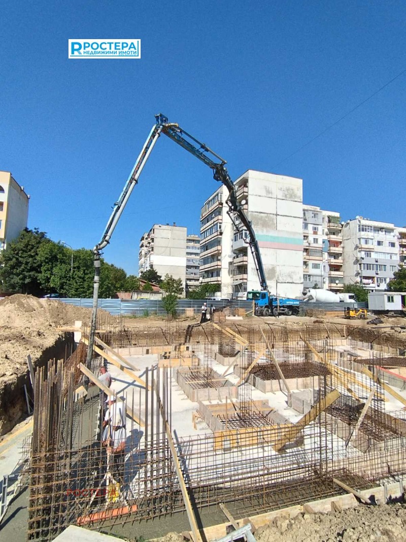 Продава  2-стаен град Търговище , Запад 3 , 63 кв.м | 64028753 - изображение [2]