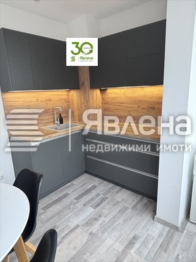 Продава 2-СТАЕН, гр. Варна, Младост 1