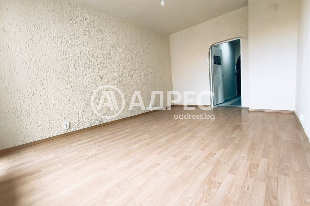 Продава 2-СТАЕН, гр. София, Младост 4