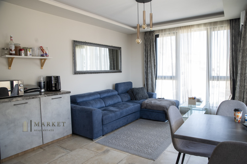 Продава  3-стаен град Пловдив , Младежки Хълм , 93 кв.м | 20406876 - изображение [2]