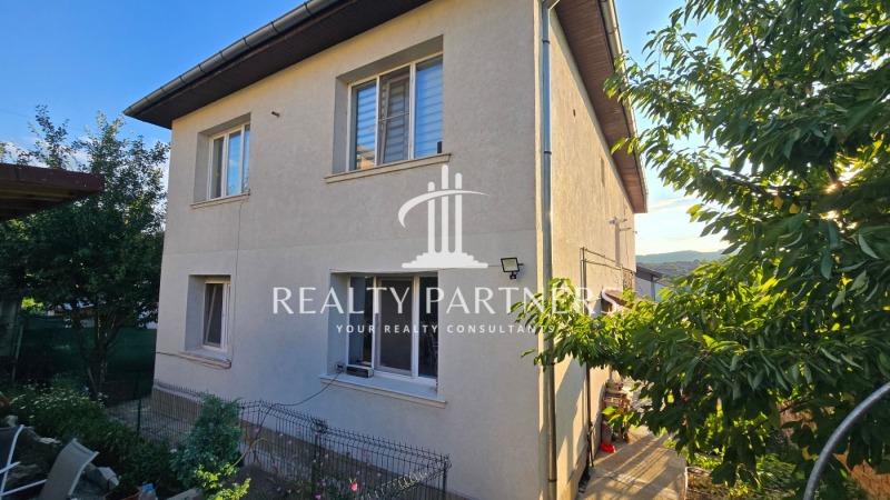 Продава  Етаж от къща град Перник , Байкушева махала , 102 кв.м | 20786360 - изображение [2]