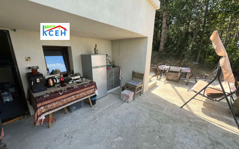 Продава ВИЛА, гр. Търговище, Вилна зона, снимка 13 - Вили - 52167903