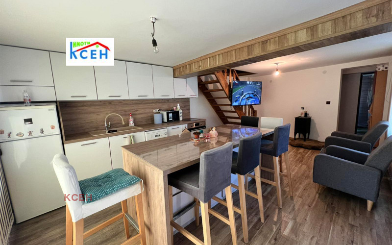 Продава ВИЛА, гр. Търговище, Вилна зона, снимка 2 - Вили - 52167903