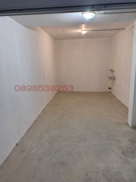 Продава ГАРАЖ, ПАРКОМЯСТО, гр. Стара Загора, Била
