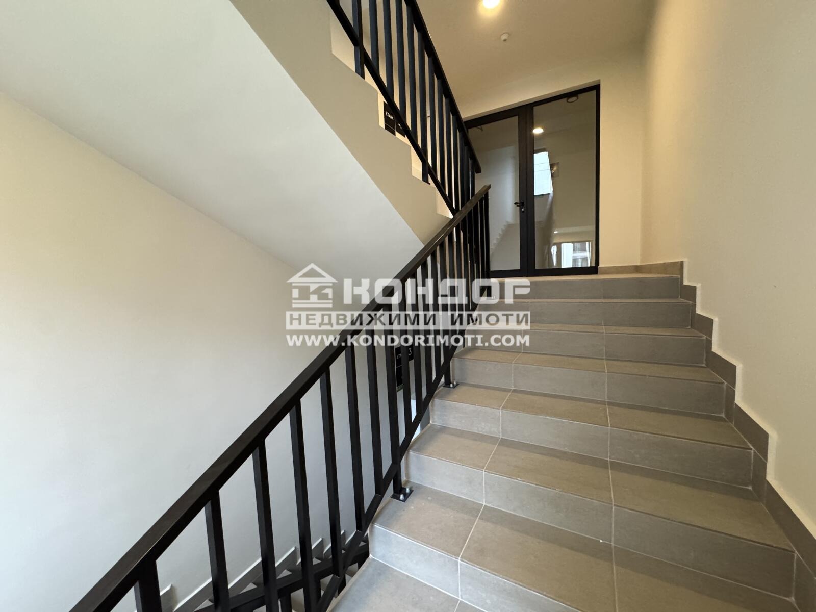 Продава 2-СТАЕН, гр. Пловдив, Тракия, снимка 10 - Апартаменти - 53959742