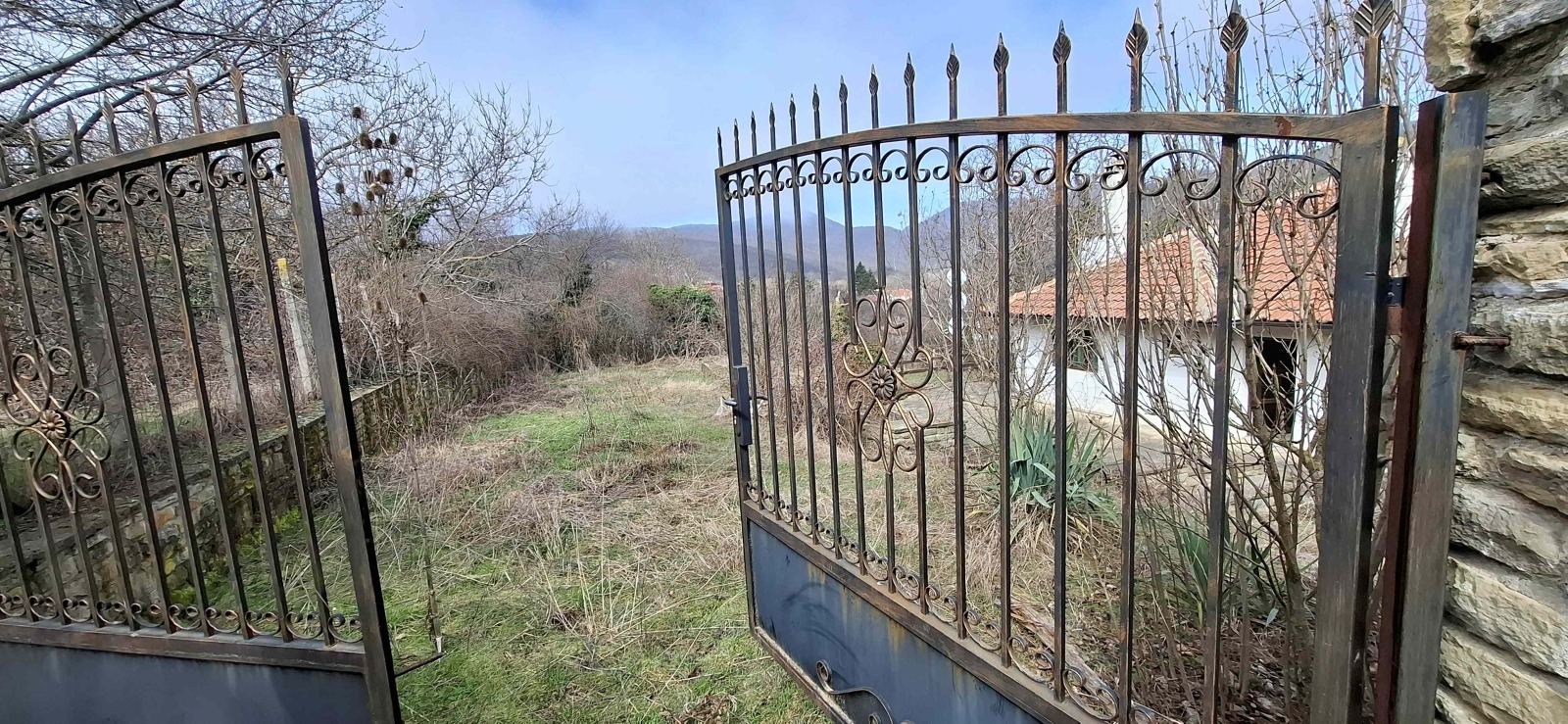 Продава КЪЩА, с. Медвен, област Сливен, снимка 2 - Къщи - 54265222