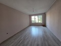 Продава МНОГОСТАЕН, град Хасково, Дружба 1 • 130000 € / 254257.90 лв. • 63038000 6