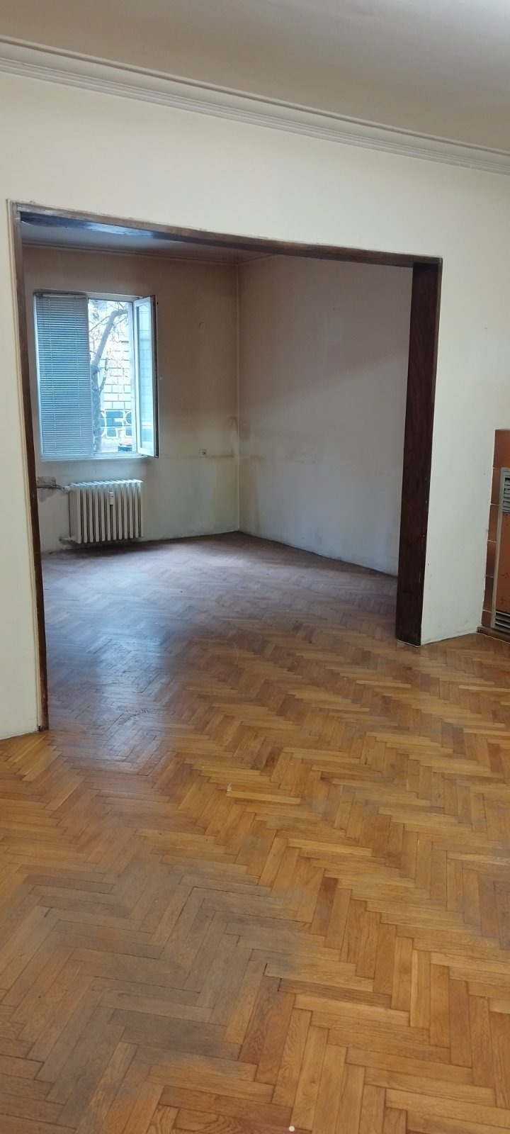 Продава 3-СТАЕН, гр. София, Център