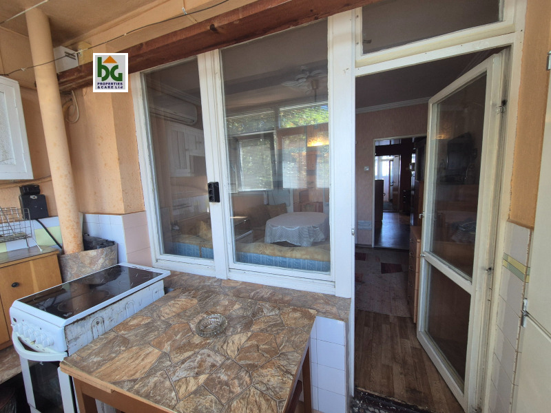 En venta  3 dormitorios Varna , Zimno kino Trakiya , 99 metros cuadrados | 13661397 - imagen [13]