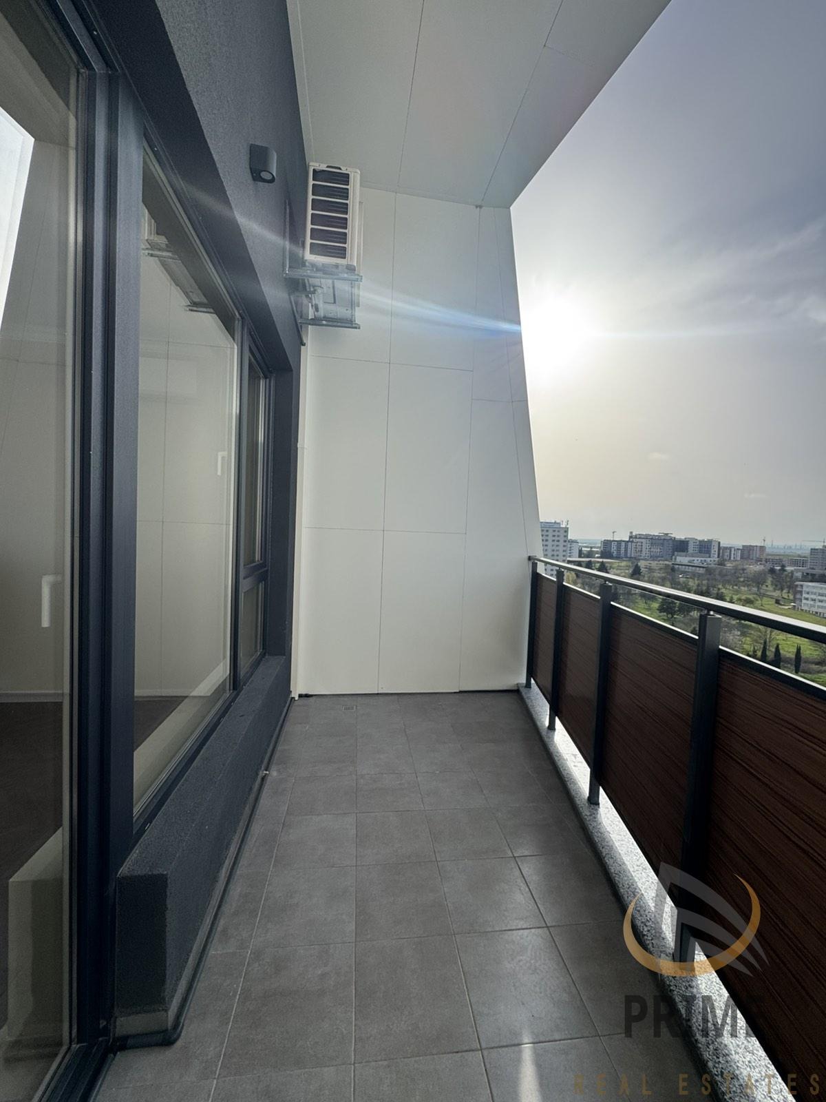 Продава 2-СТАЕН, гр. Бургас, Изгрев, снимка 3 - Апартаменти - 54200805