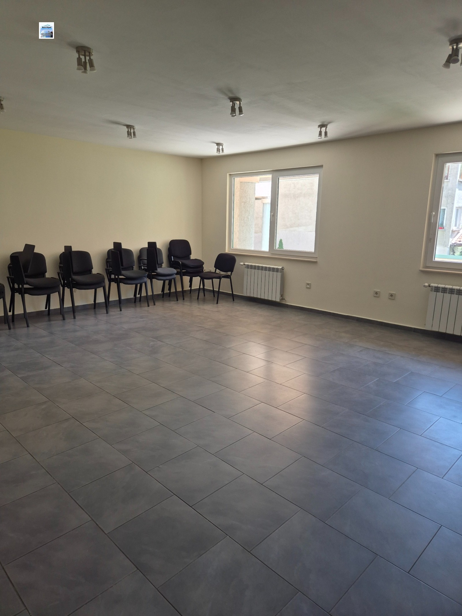 Продава 3-СТАЕН, гр. София, Център, снимка 2 - Апартаменти - 50703697
