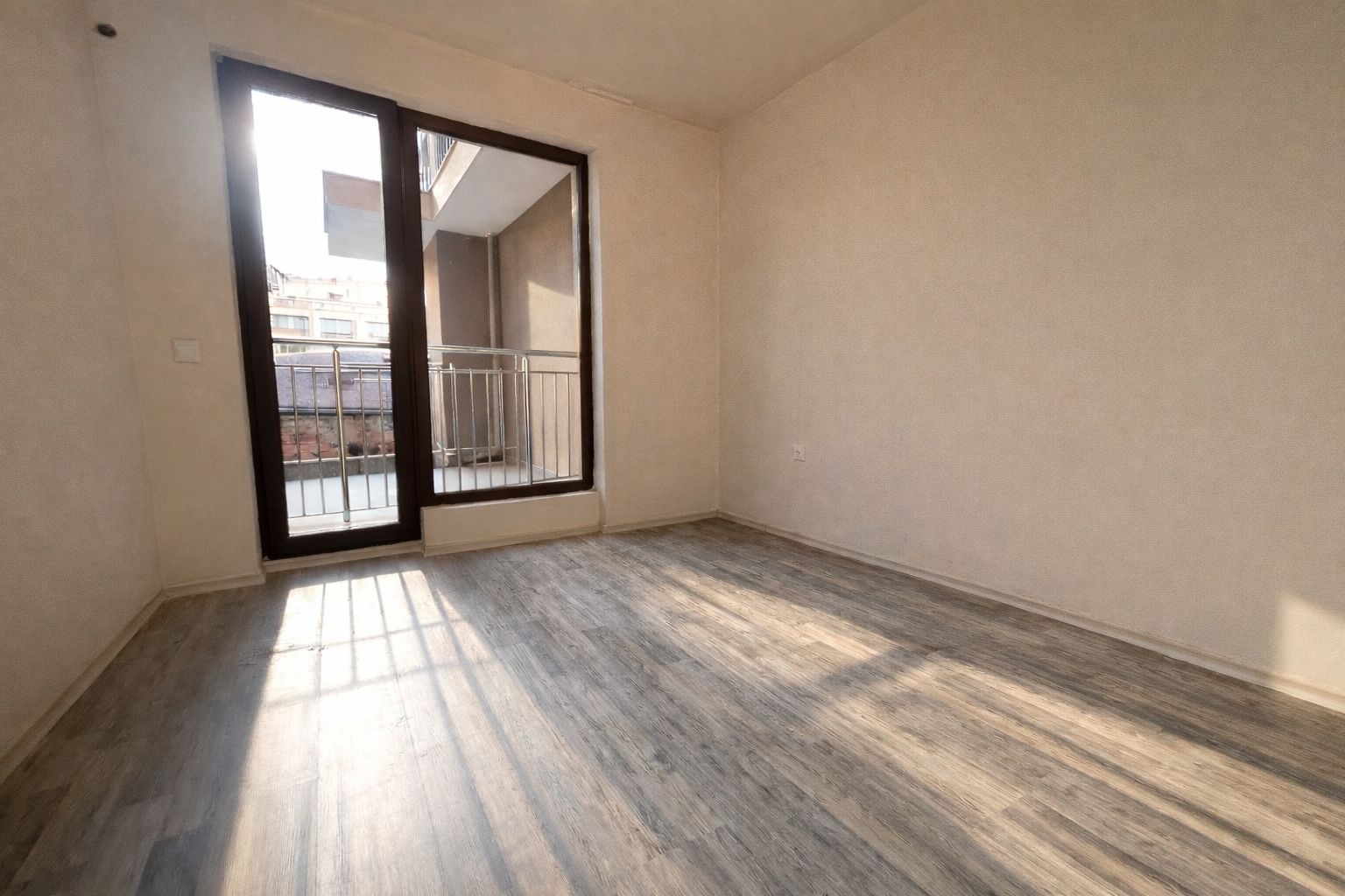 Продава 3-СТАЕН, гр. Варна, Лятно кино Тракия, снимка 6 - Апартаменти - 52411277
