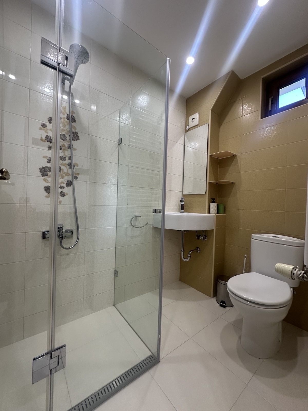 Продава КЪЩА, гр. София, Овча купел, снимка 11 - Къщи - 54623227
