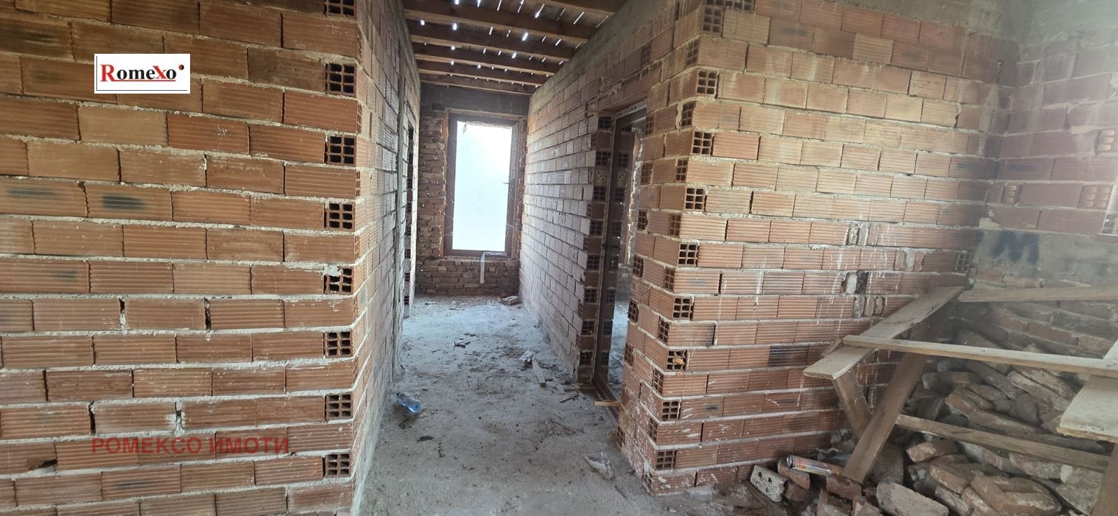 Продава КЪЩА, с. Радиново, област Пловдив, снимка 10 - Къщи - 56073044