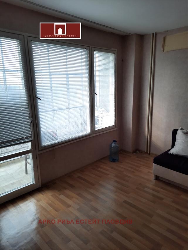 Zu verkaufen  1 Schlafzimmer Plowdiw , Mladeschki Halm , 70 qm | 48038434