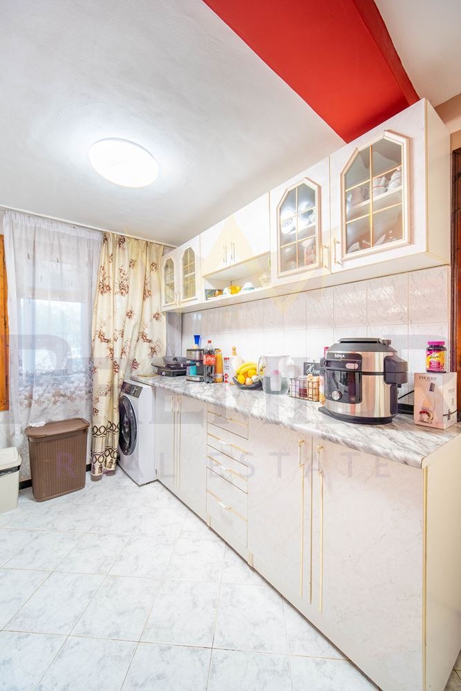 Продава  2-стаен град Варна , Галата , 87 кв.м | 84707673 - изображение [3]